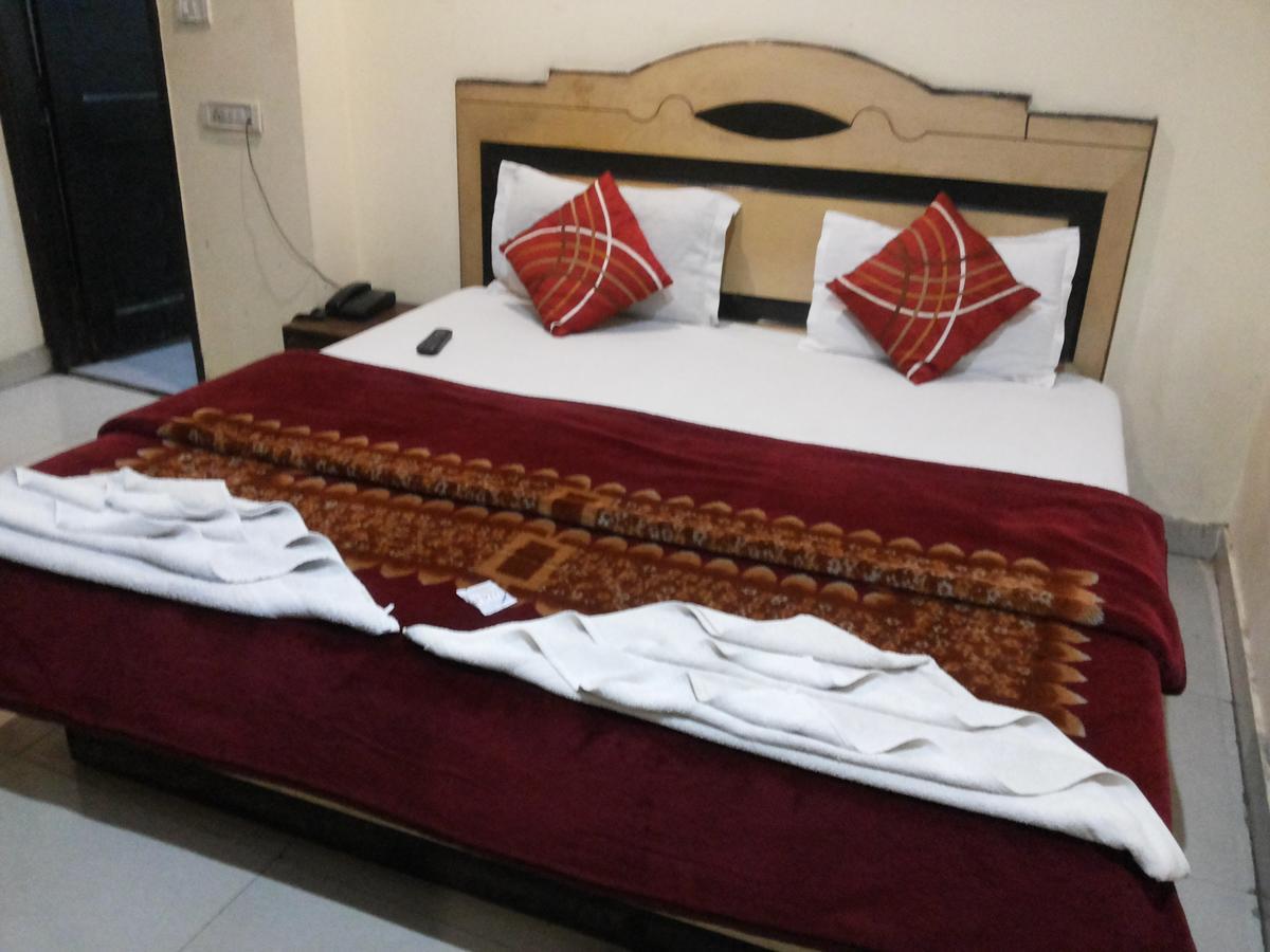 Hôtel Star International à New Delhi Extérieur photo
